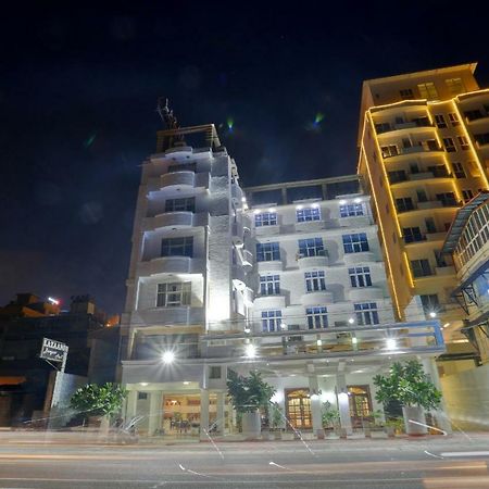 Lazaani Hotel Colombo Exterior photo
